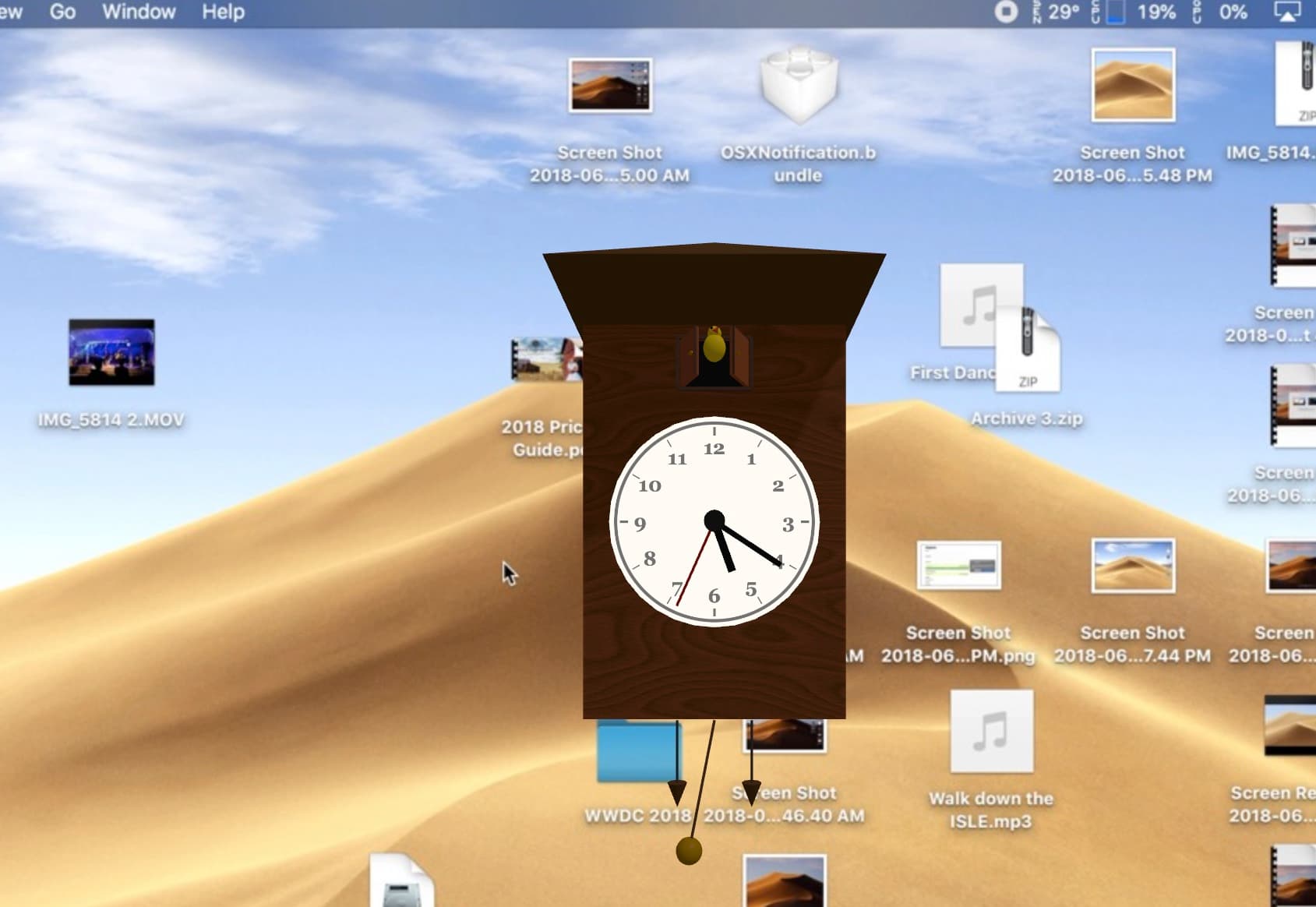 CuckooTimer showing a 3D cuckoo clock on a Mac desktop
